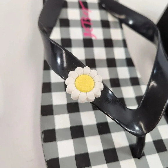 Betsey Johnson Platform Flip Flops Black Gingham Size 11 - Picture 3 of 8